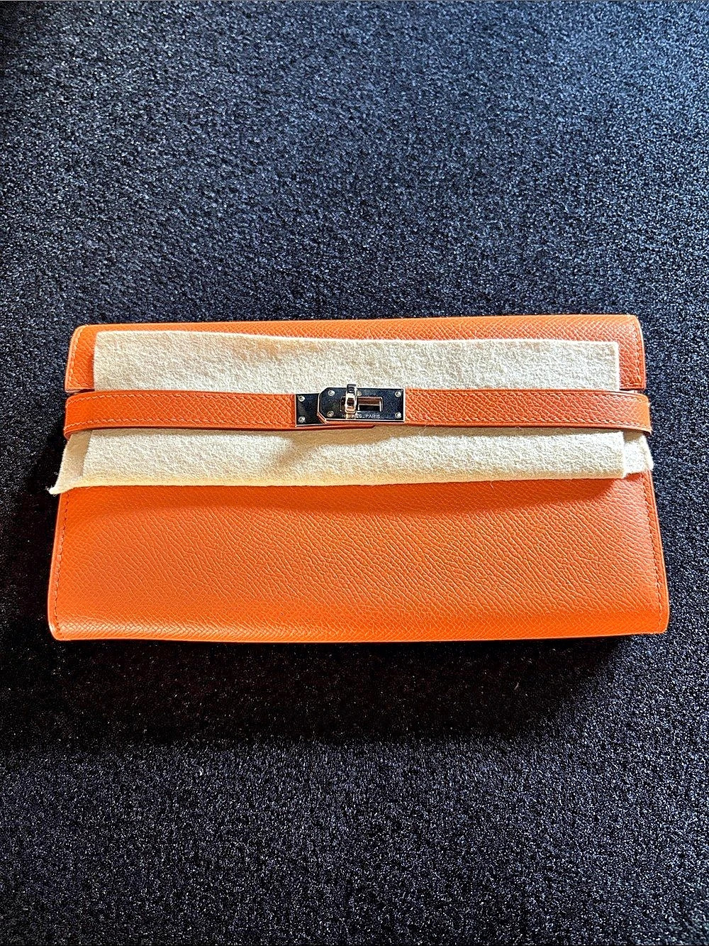 Hermès Kelly Long Wallet Orange Clutch